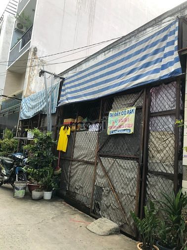 Hình ảnh Bán nhà đôi (8.2x13.5)nhà 2MT trước và sau đ/số 4A Tên Lửa