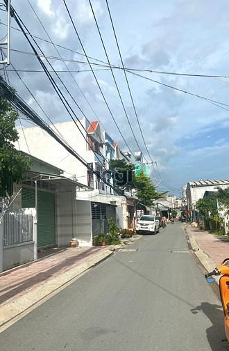 Hình ảnh Chính chủ bán đất mặt tiền có vỉa hè HBC Thủ Đức
