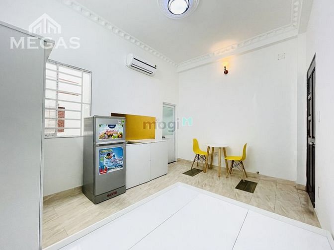 Hình ảnh Cho Thuê Căn Hộ Full Nội Thất - Ban Công ở Phạm Văn Dồng