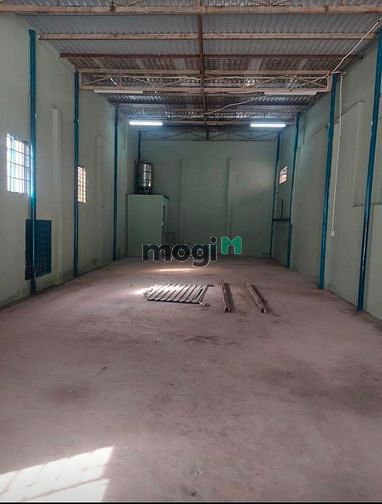 Hình ảnh Cho thuê kho xưởng 200m2 đường 10m gần Hoà Bình