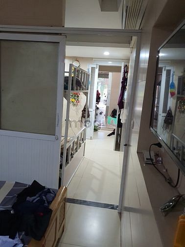 Hình ảnh Bán nhà tập thể Khương Trung tầng 1, kinh doanh, ô tô, ngõ thông 50m2