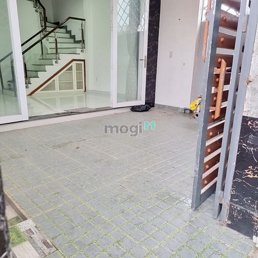Hình ảnh Bán Nhà 2 lầu ,Huynh Tấn pHát Quân 7