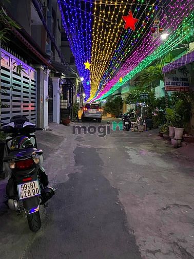 Hình ảnh Nhà ĐẸP [4x16] 3 lầu 4PN Phan Huy Ích