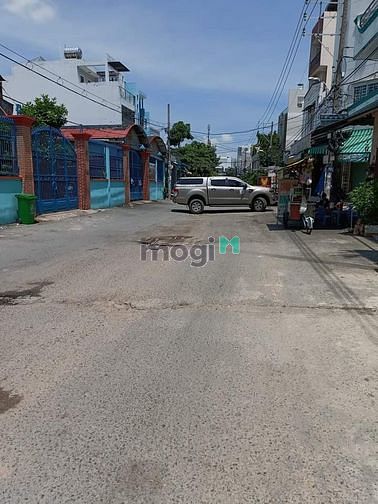 Hình ảnh nhà 3 tầng hẻm xe tải tránh bình tân