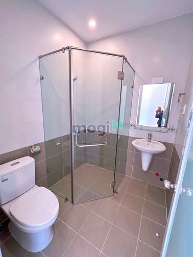 Hình ảnh Căn Hộ Mới Xây 100% Mới Full Nội Thất Bancol & Cửa Sổ