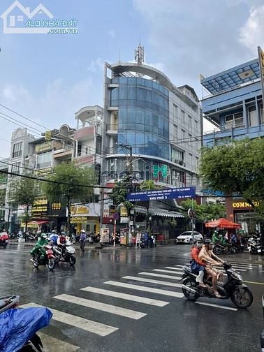Hình ảnh Bán nhà góc 2 MT Phan Văn Trị - Huỳnh Mẫn Đạt.P2, Quận 5(4.5x10m)