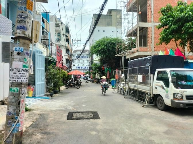 Hình ảnh Gò Vấp, Đất Lô góc 2 mặt tiền Emart Phan Văn Trị, DT 76m2, Chỉ 13 tỷ