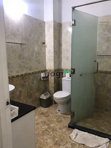 Hình ảnh Nhà  Ca Văn Thỉnh 5.6x17.2m - trệt lửng 3 lầu ST, nét Tây hiện đại