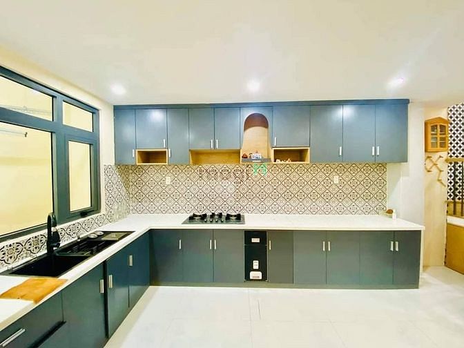 Hình ảnh Gấp hxh 65m2 lạc long quân tân bình chỉ 5 tỷ 8 tl