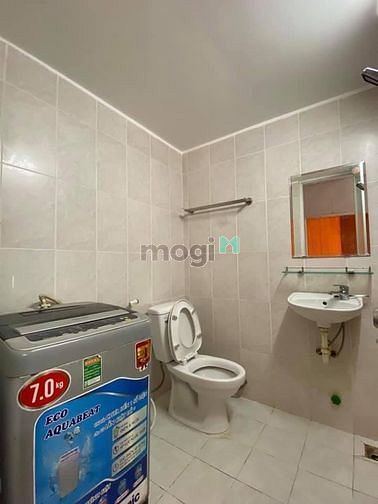 Hình ảnh Căn Hộ 1 phòng ngủ ban công Quận 10 CMT8 giá cực hạt dẻ