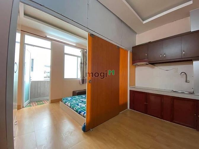 Hình ảnh Căn Hộ 1 phòng ngủ ban công Quận 10 CMT8 giá cực hạt dẻ