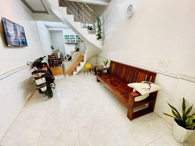 Hình ảnh Bán Nhà Lò Gốm 44m2 shr đã hoàn công, hẻm oto