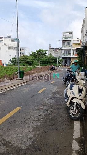 Hình ảnh Đất mặt tiền Bình Tân 75m2 nở hậu hẻm 20m Sổ Riêng