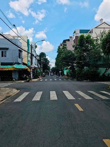 Hình ảnh Cho thuê nhà MTNB 1 triêt 3 lầu 6pn