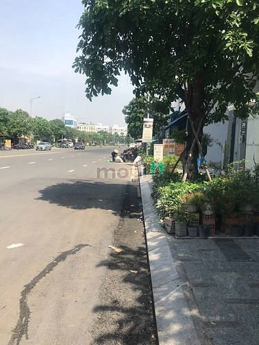 Hình ảnh Bán lô đất Đinh Thị Thi TP Thủ Đức, giá 3,2tỷ/85m2, sổ riêng, xây ngay
