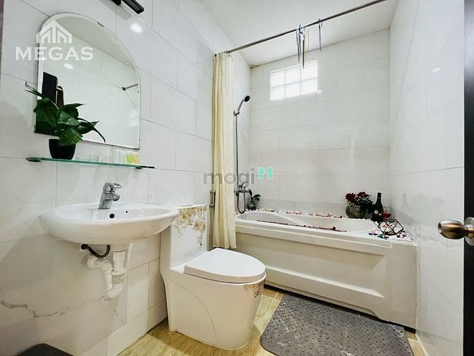 Hình ảnh Cho Thuê Căn Hộ Dịch Vụ Ngay Trung Tâm