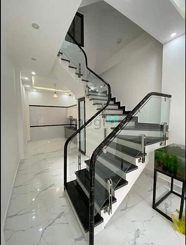 Hình ảnh Nhà ĐẸP SHR 60m2 2.1tỷ 1T2L. Giáp ranh Bình Thạnh