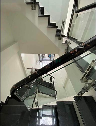 Hình ảnh Nhà ĐẸP SHR 60m2 2.1tỷ 1T2L. Giáp ranh Bình Thạnh
