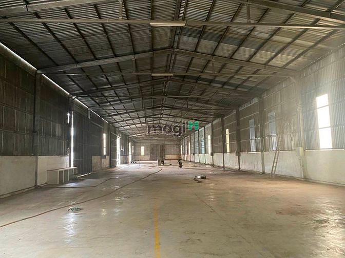 Hình ảnh Cho Thuê kho quận 9 giá rẻ đường xe cont
