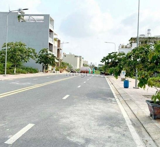 Hình ảnh Bán lô đất liền kề CoopMart Bình Tân - cách bệnh viện Bình Tân 5 phút