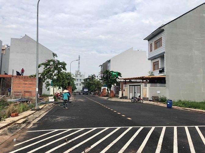 Hình ảnh Sang lại 2 lô đất đường Nguyễn Duy Trinh, KDC Bình Trưng Đông, Q2,2tỷ2