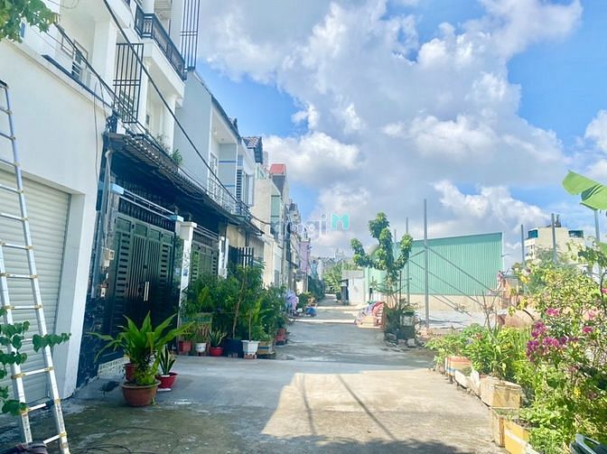 Hình ảnh Đất bán thạnh xuân 33 Quận 12 thổ cư 64m2