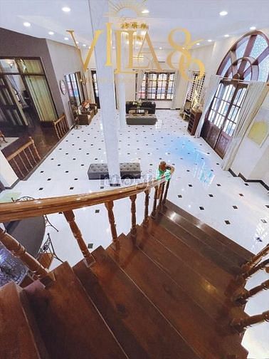 Hình ảnh Bán gấp villas hồ bơi sân vườn gần 585m2 rẻ nhất Phường Thảo Điền .