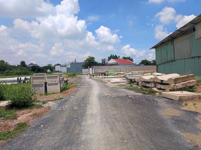 Hình ảnh ĐẤT THỔ CƯ 1000m2 Mặt Tiền Cống Hộp Phan Văn Hớn và chợ đầu mối HócMôn