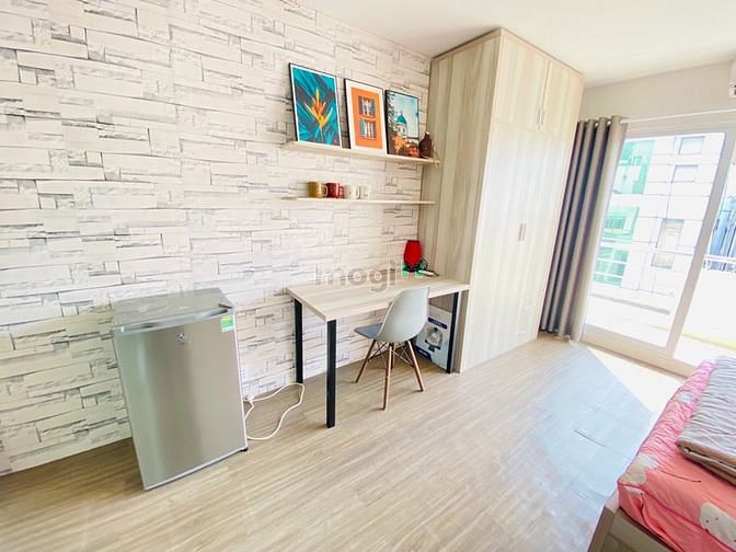 Hình ảnh Hệ Thống Căn Hộ Balcon-Cửa Sổ Tại Trung Tâm Quận 1