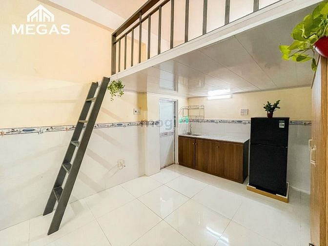 Hình ảnh CHDV MINI ngay cổng trường VLU cs3