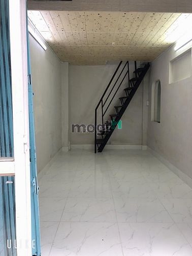 Hình ảnh Nhà hẻm Lạc Long Quân, p8,TB. Giá 2tỷ
