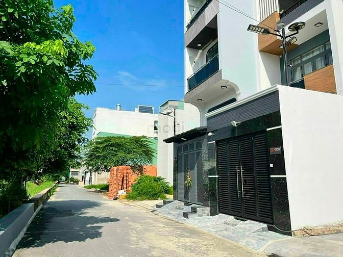 Hình ảnh Bán nhanh lô đất Tô Ngọc Vân, Q12. Shr, Full thổ cư chỉ 2tỷ