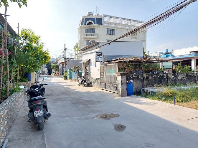 Hình ảnh Dành cho anh chị tìm mua đất đẹp sổ hồng riêng Vĩnh Lộc A giáp B.Tân