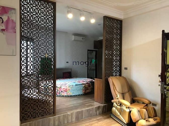 Hình ảnh Cần bán nhà siêu đẹp phố Ngọc Thụy.