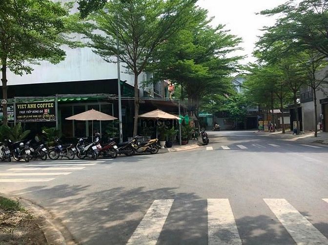 Hình ảnh Sang lại nền KDC Hồng Long, Hiệp Bình Phước. Giá 3,2 tỷ. DT 80m2.XDTD