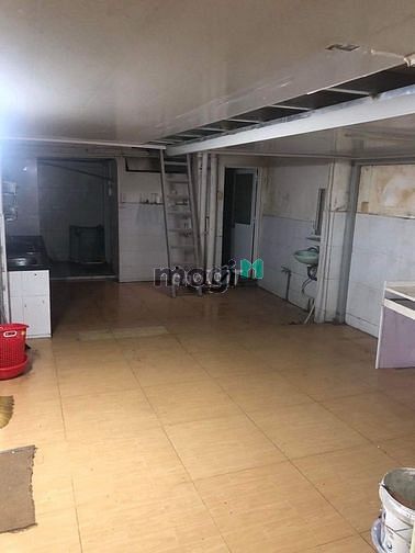 Hình ảnh Nhà suốt mặt tiền Trần Hưng Đạo quận 5