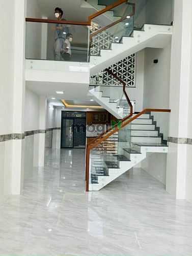 Hình ảnh Bán Nhà Mới Đúc 4.5 Tấm Đường 18B
