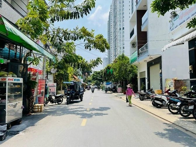 Hình ảnh Bán đất nền mặt tiền Lê Thị Chợ, P. Phú Thuận, Quận 7 - Giá 2.3 tỷ