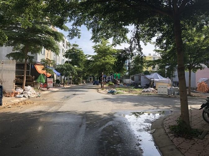 Hình ảnh Đất mặt tiền Nguyễn Lương Bằng, Phú Mỹ, Q7. Giá 2 tỷ 7/ 100m2. Sổ sẵn