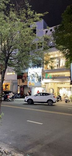 Hình ảnh Nhà mặt tiền Võ Văn Tần quận 3