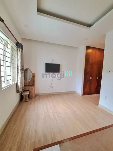 Hình ảnh Phòng ngay KDC Trung Sơn an ninh sạch sẻ Quận 7