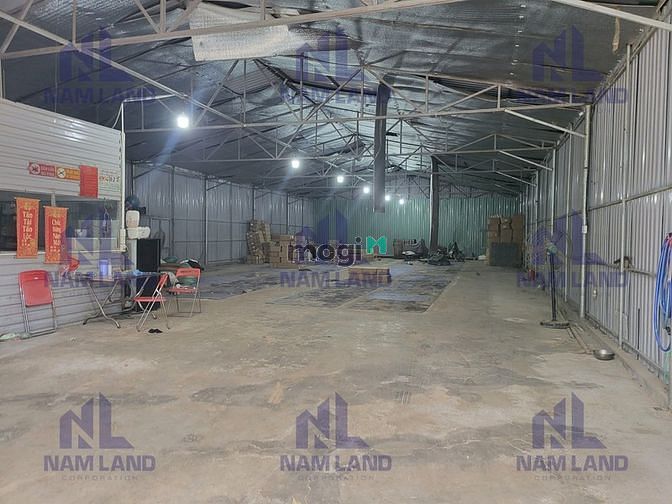 Hình ảnh Cho thuê kho 200m2 cao 5m ngay P.Thảo Điền,chỉ 20tr/th