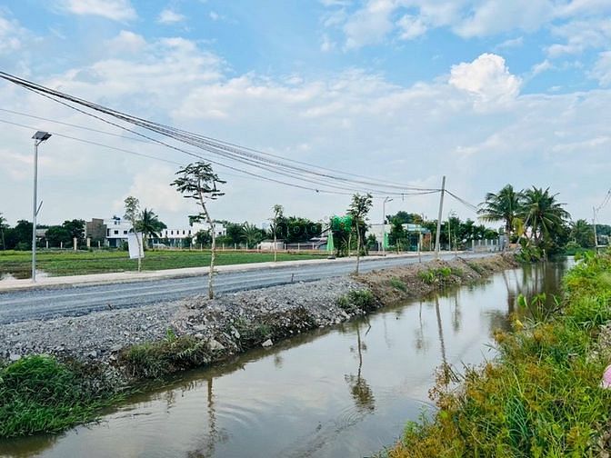 Hình ảnh Đất view kênh sinh thái vị trí cực đẹp tại TT Đức Hòa - Long An