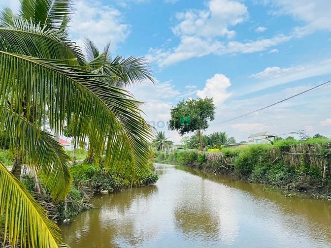 Hình ảnh Đất view kênh sinh thái vị trí cực đẹp tại TT Đức Hòa - Long An