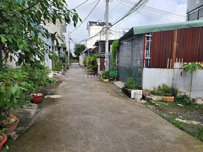 Hình ảnh Bán đất Hóc Môn 5x17m đường xe hơi tới đất sổ riêng giá 3 tỷ 1