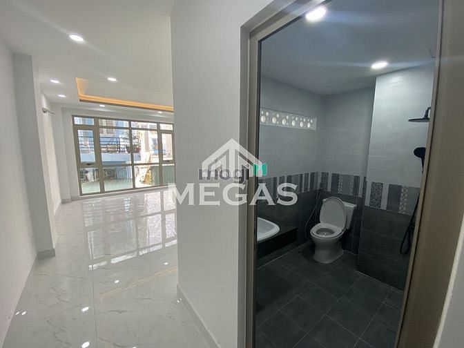 Hình ảnh Suite rộng rãi, cửa sổ lớn view full mặt