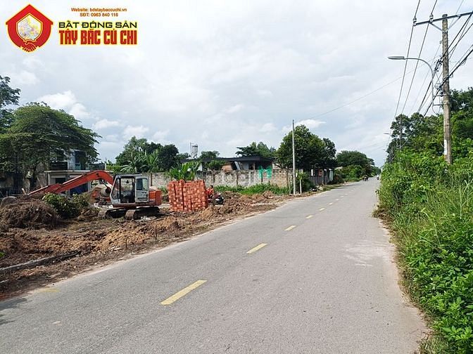 Hình ảnh Bán đất đường Bến Súc - 2440m2 - 41x59 - 300m2 thổ cư - xã An Phú