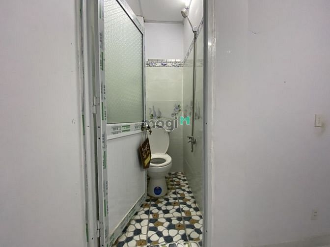 Hình ảnh SHR Sát Mặt Tiền HT17, 2 Tầng 2PN , 2WC , giá còn TL