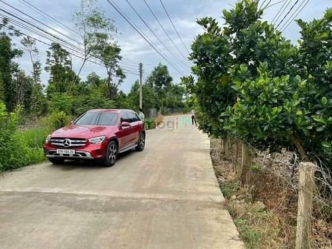 Hình ảnh Bán LÔ TC 100m2 Gần chợ Phú Tân .TT ĐỊnh Quán