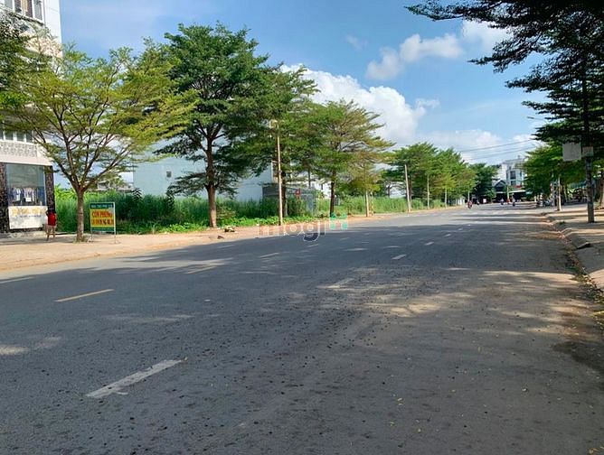 Hình ảnh Cần sang lô đất 90m2 thuộc khu dân cư Phú Lợi, P7, Q8. Giá 2 tỷ 990.